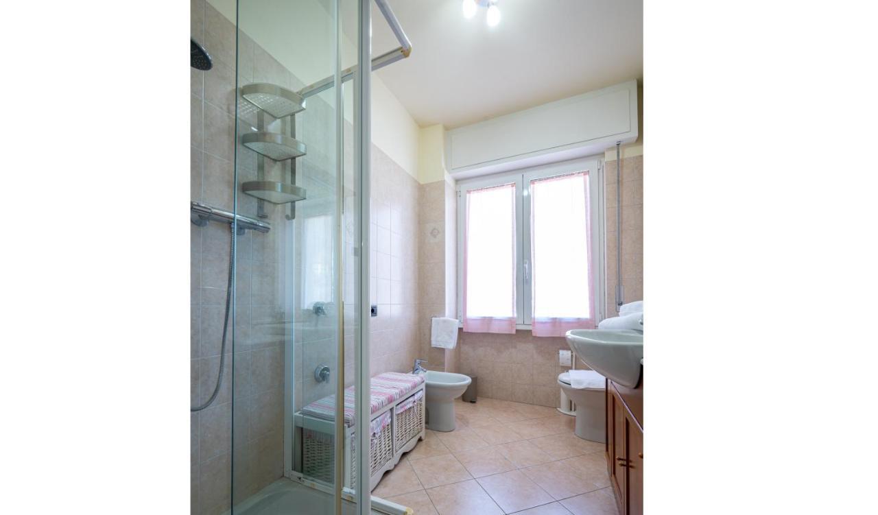 Nymphs Of Lake Como, House Of Harmony - Lake View Apartment Донго Екстериор снимка